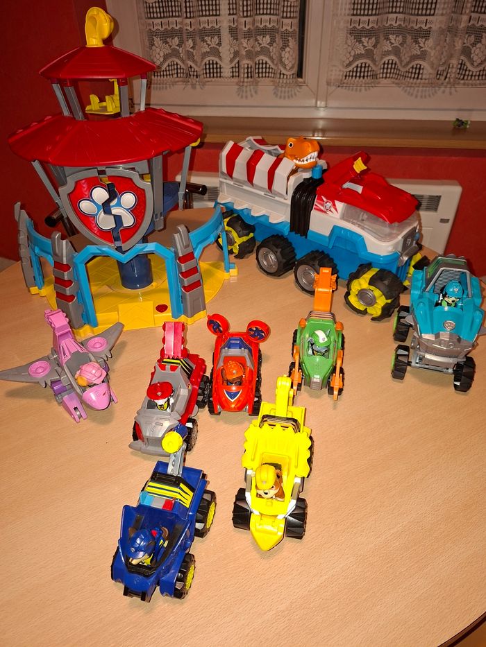 Lot dino pat patrouille