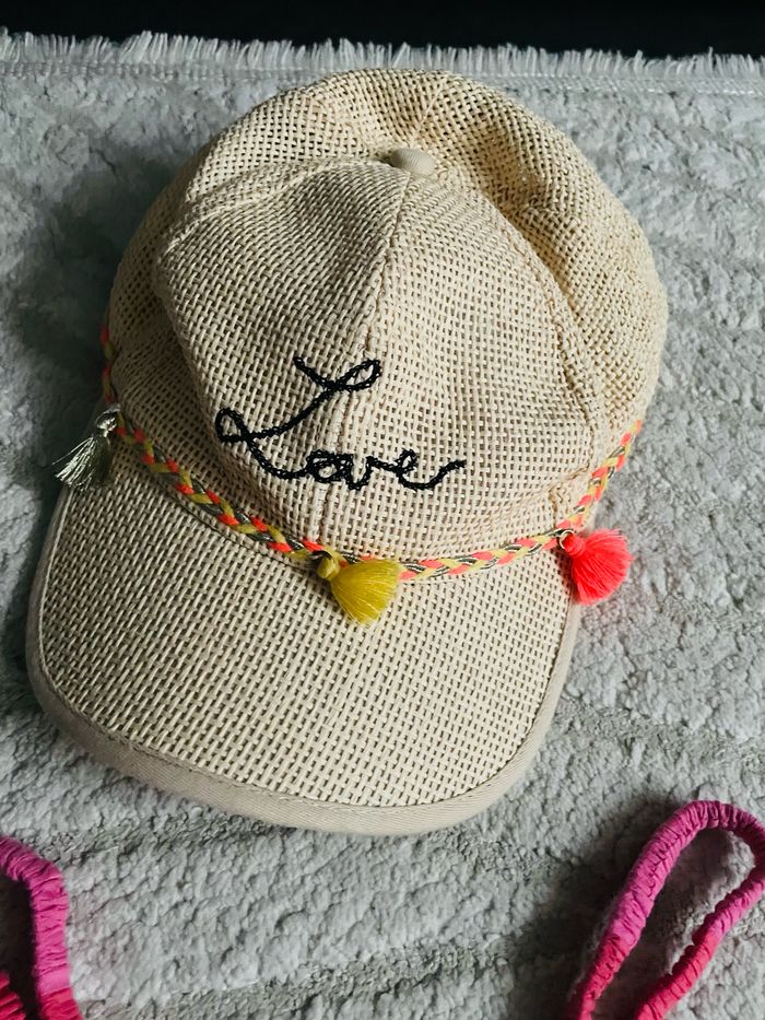 Robe et casquette 4 ans - photo numéro 4