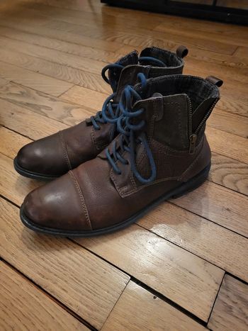 Bottines à lacet
