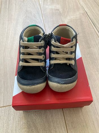 Chaussures kickers taille 21