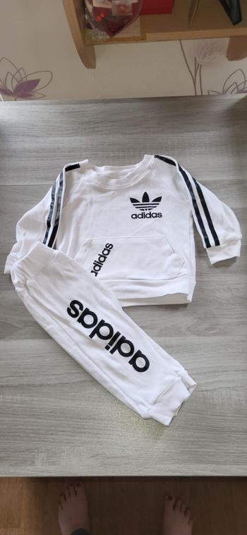 Ensemble adidas 6 mois