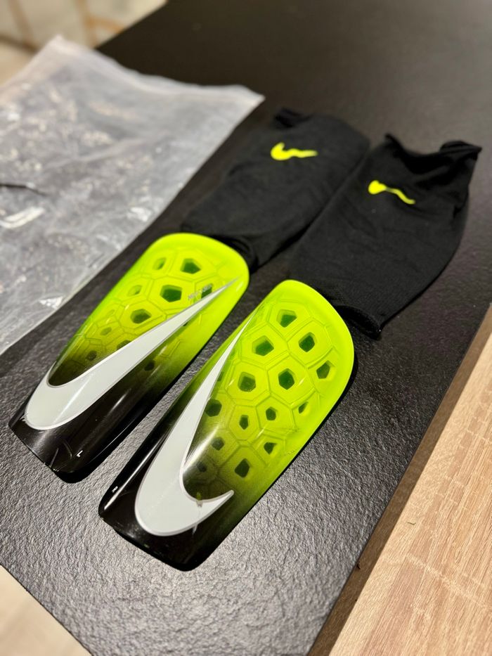 Protèges tibias Nike Mercurial Lite - photo numéro 3