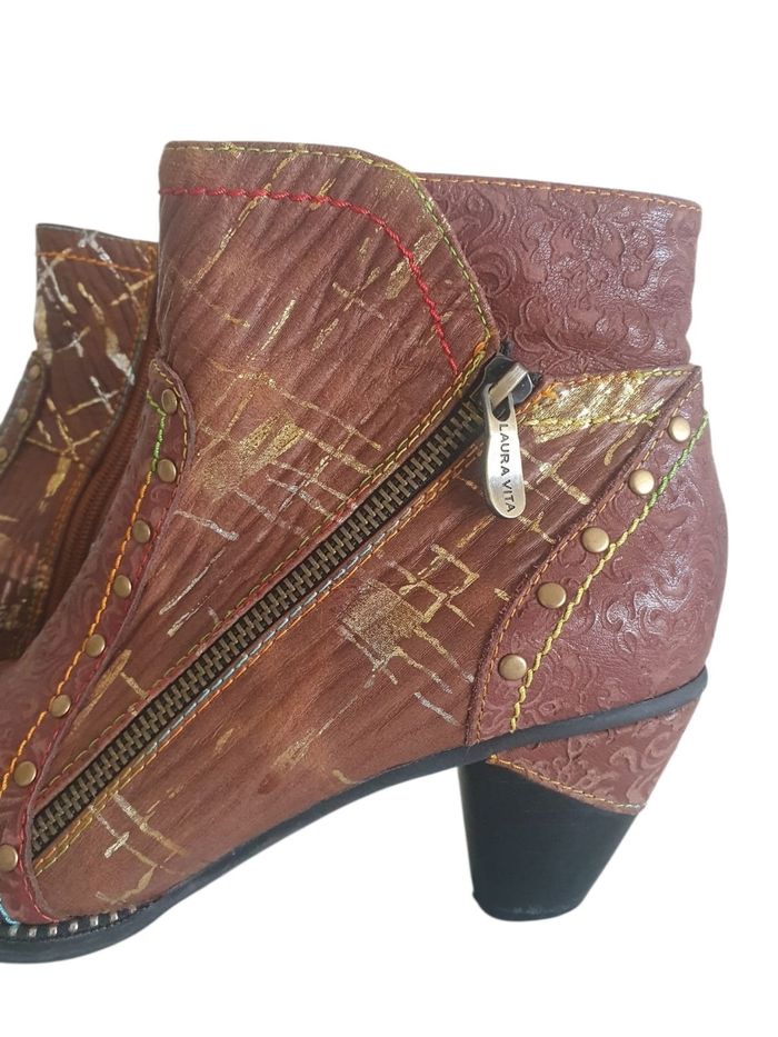 Bottines Laura Vita -Cuir Travaillé & Esprit Arty -Pointure 40
- photo numéro 4