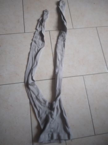 Collant beige grisé