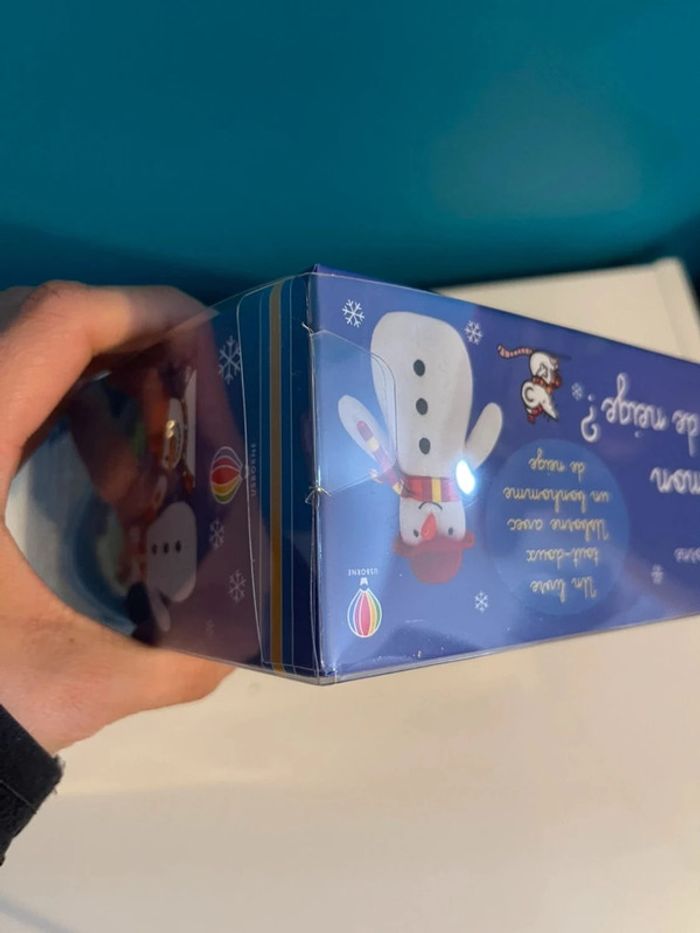 Coffret livre à toucher + peluche où est mon bonhomme de neige - photo numéro 2