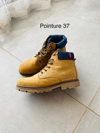 Chaussures levi’s  pointure 37