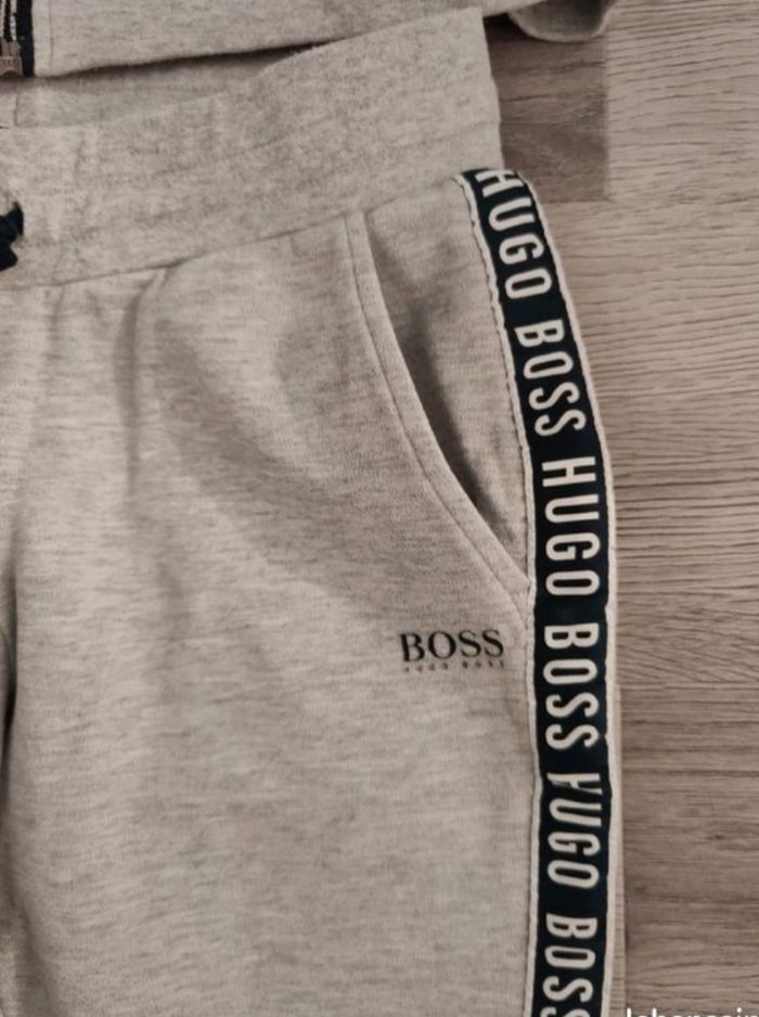 Ensemble garçon Hugo Boss en 12 ans - photo numéro 4