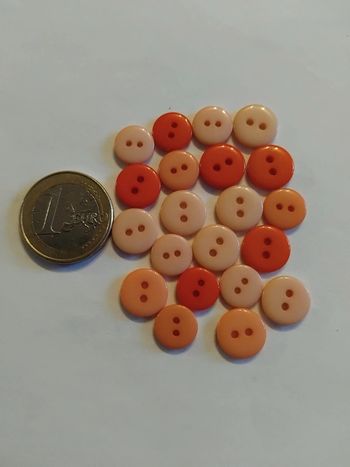 🪡 Lot de 21 boutons rond - Couture, scrapbooking