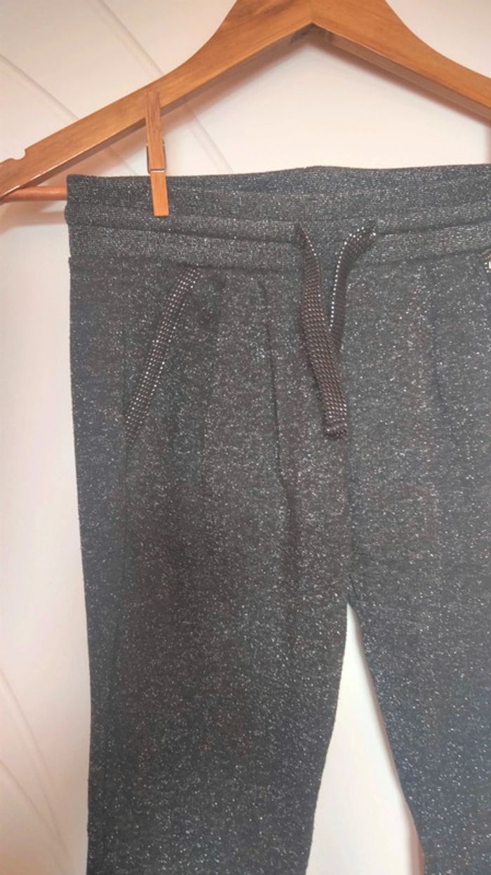 Jogging avec des poches et réglable à la taille à paillettes - photo numéro 3