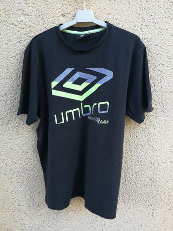 T-shirt noir Umbro taille L