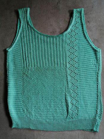 Débardeur vert en maille