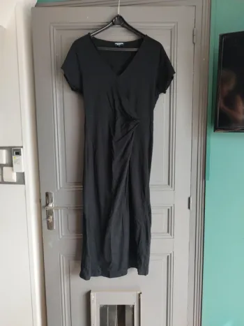 Robe noire longue