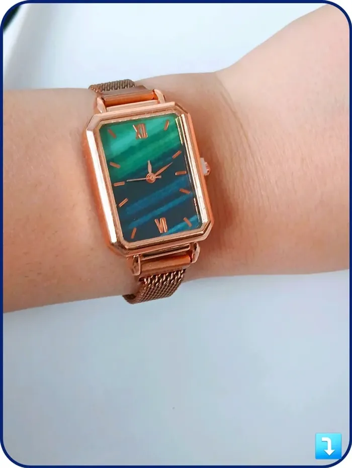 Montre rectangle cadran marbré vert & bracelet maille dorée style vintage chic