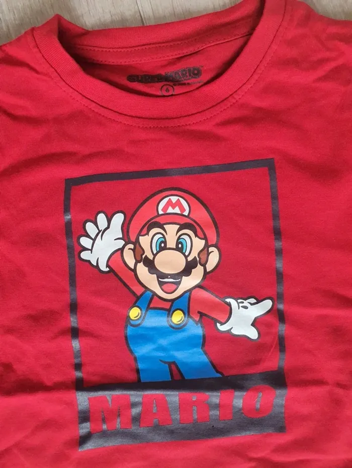 Tee-shirt Mario taille 6 ans - photo numéro 3