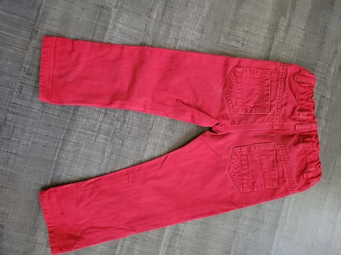 Jean rouge - photo numéro 3