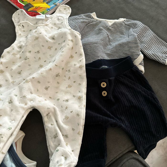 Ensemble 1 mois - photo numéro 5