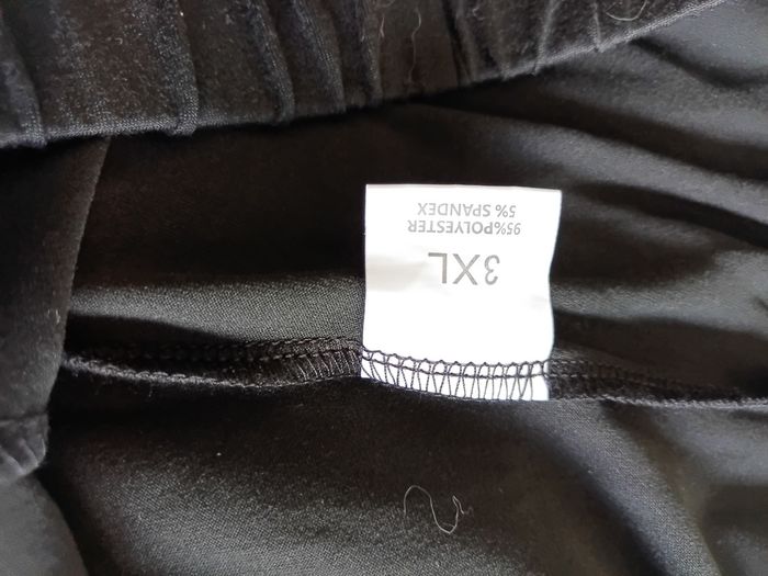 Pantalon boule noir a poches  3 XL - photo numéro 2