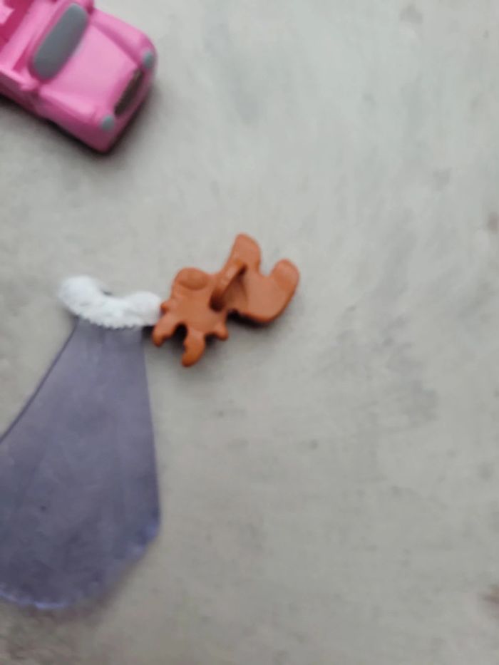 Lot de jouet dinsey voiture breloque cape essai de la reine des neige miniature - photo numéro 6