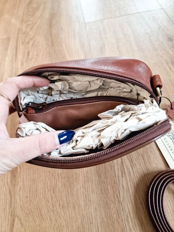 Magnifique petit sac à main en cuir - photo numéro 6