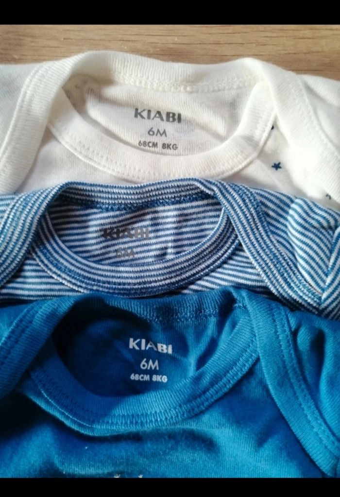 Lot bodies manches longues 6 mois - photo numéro 9