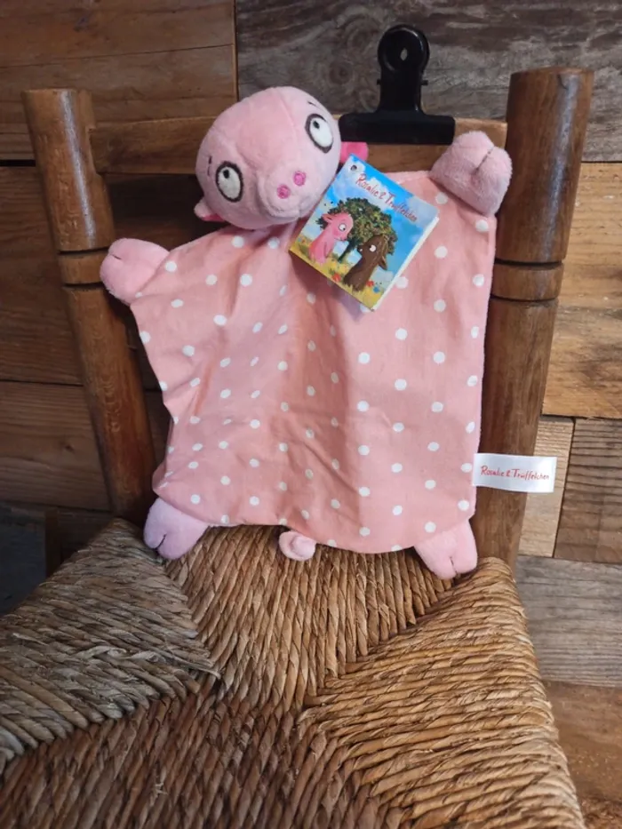 Doudou Rosalie & trüffelchen cochon neuf - photo numéro 2