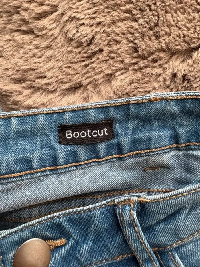 Jean flare taille 38 - photo numéro 5