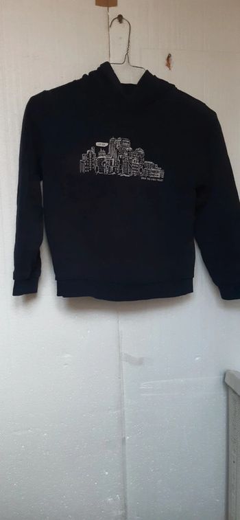 Pull à Capuche 10ans 138-143cm