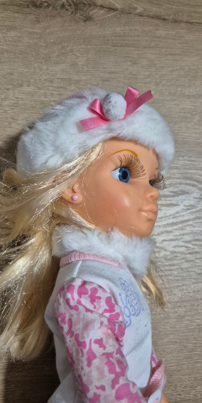 Poupée Nancy chien de traineau - photo numéro 3