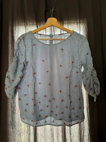 Top manches 3/4 à rayures avec fleurs