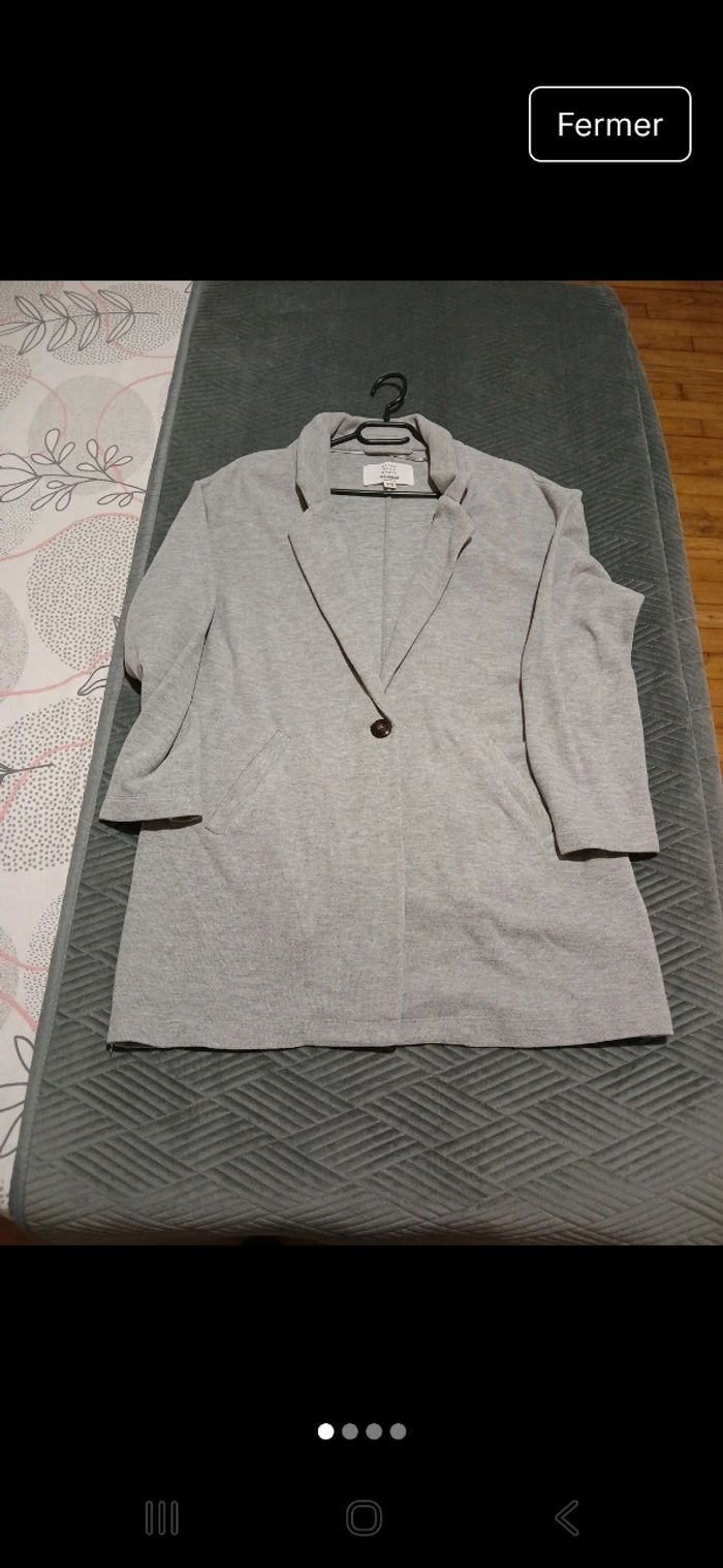 Veste pull & bear - photo numéro 2