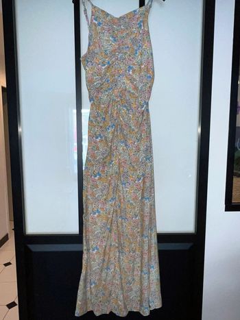 Magnifique robe midi Zara fendue taille M