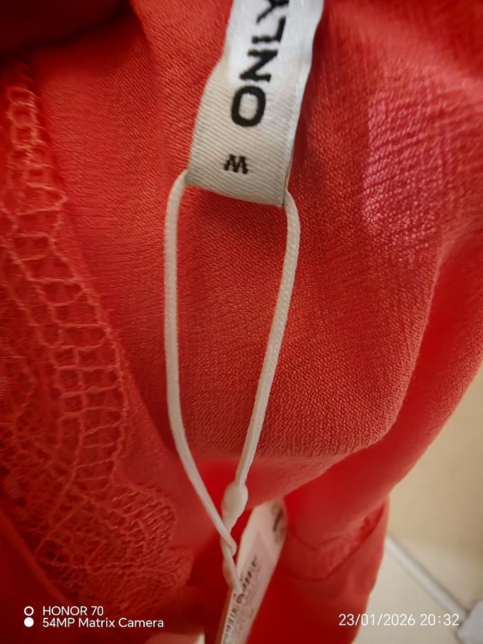 T shirt dentelle - photo numéro 7