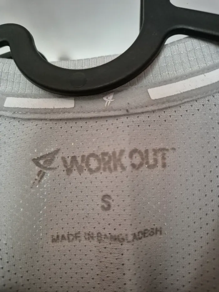 T-shirt sport - photo numéro 5