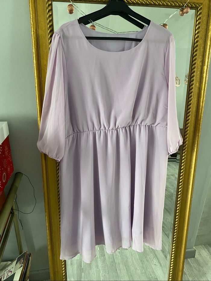 Robe lilas - photo numéro 2