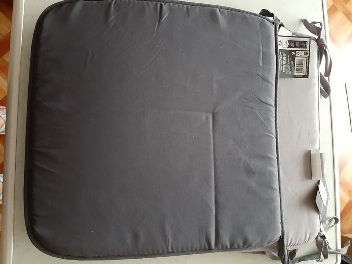 Lot 3 galettes de chaises grises neuves - photo numéro 2