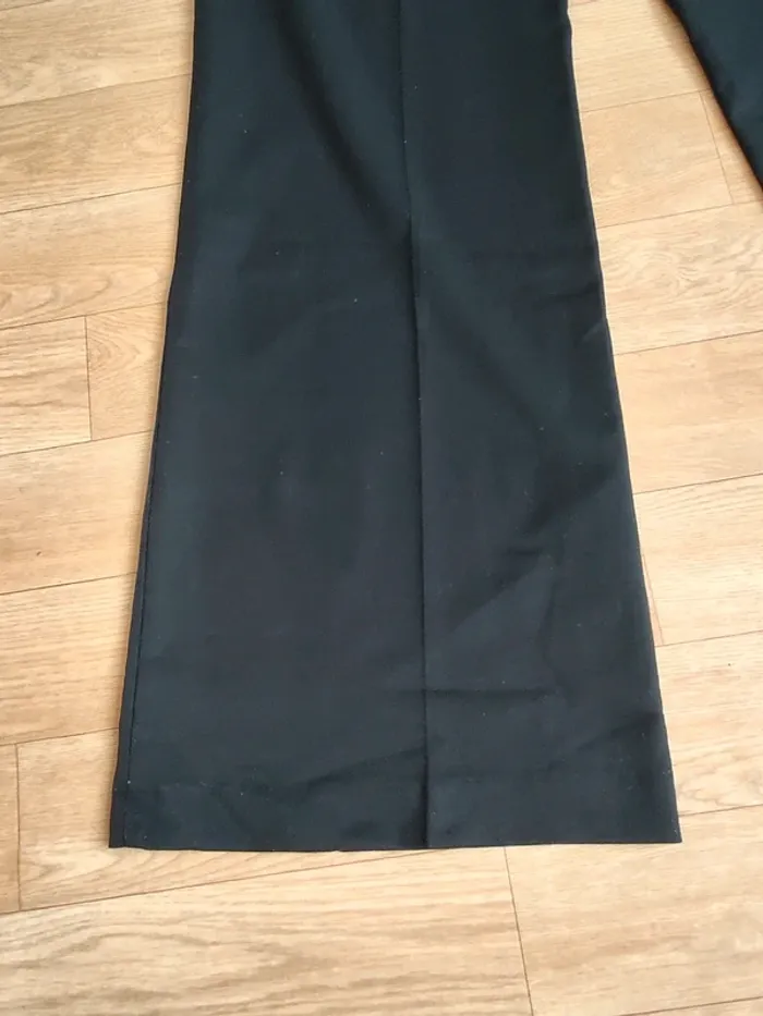 Magnifique pantalon à pinces 🖤 - photo numéro 8