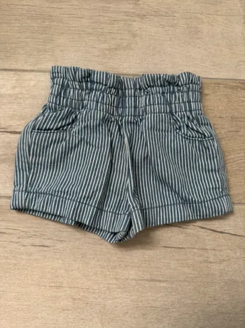 Short à rayure bébé fille