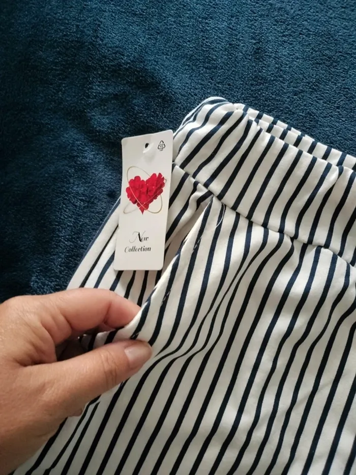 Pantalon bleu et blanc - photo numéro 4