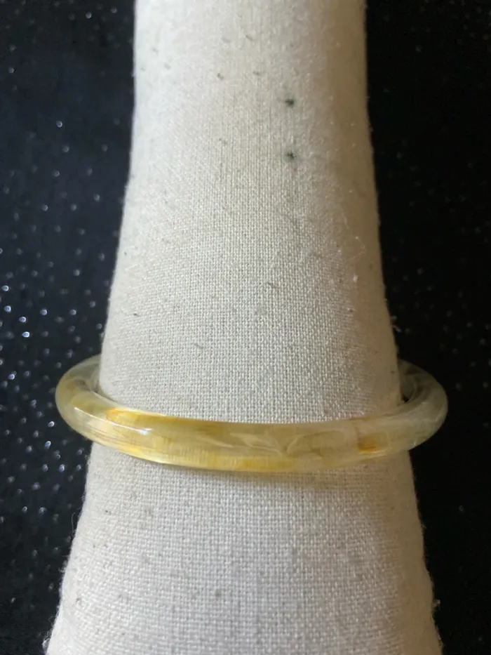 Fin bracelet jonc transparent