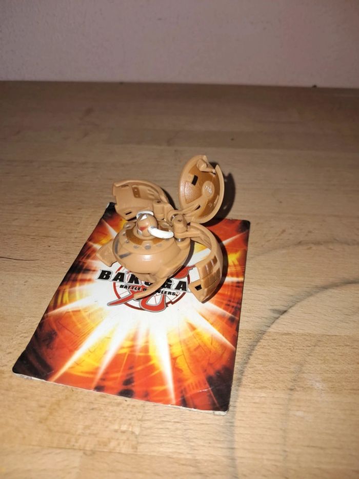 Bakugan Sub Terra Shadow Vulacn 710g - photo numéro 2