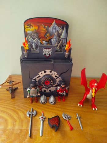 Prison avec guerrier et dragon Playmobil