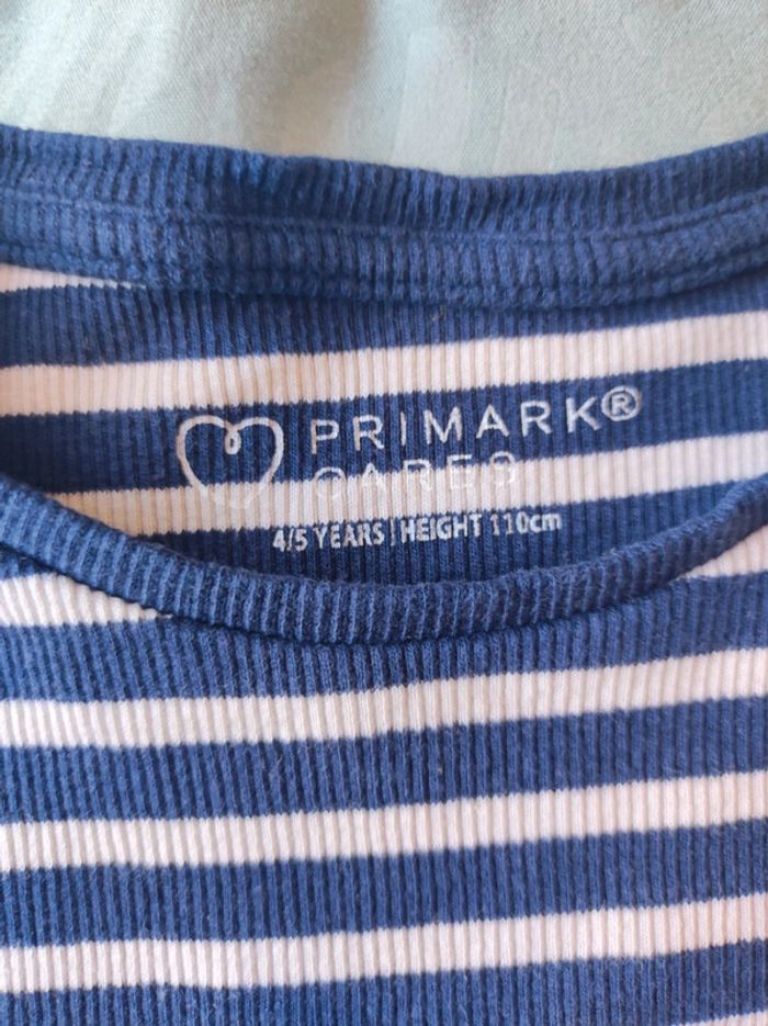 Lot 3 tee-shirts - taille 4 ans - photo numéro 2