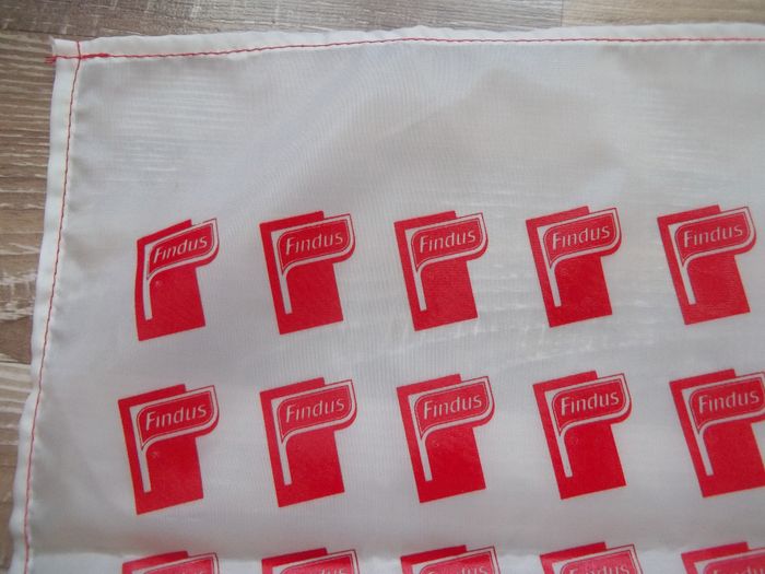 Petit foulard Findus - photo numéro 2