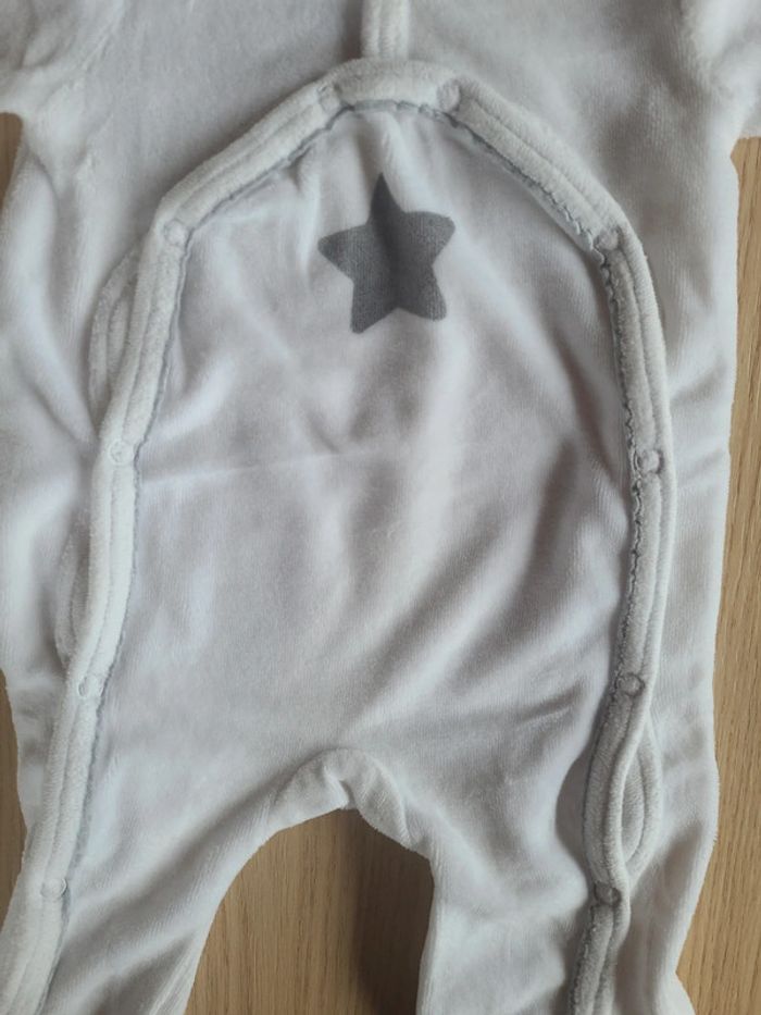 Pyjama 1 mois - photo numéro 2