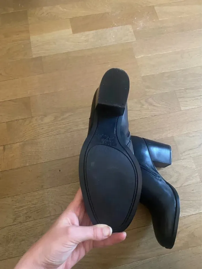 Bottines à talon Clarks taille 39 neuves - photo numéro 5