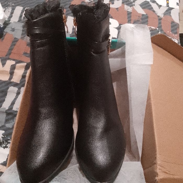 Bouttes femme - photo numéro 5