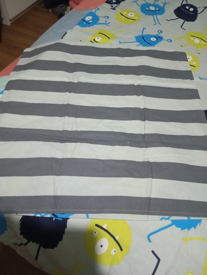 Parure de lit une personne petits monstres - photo numéro 3