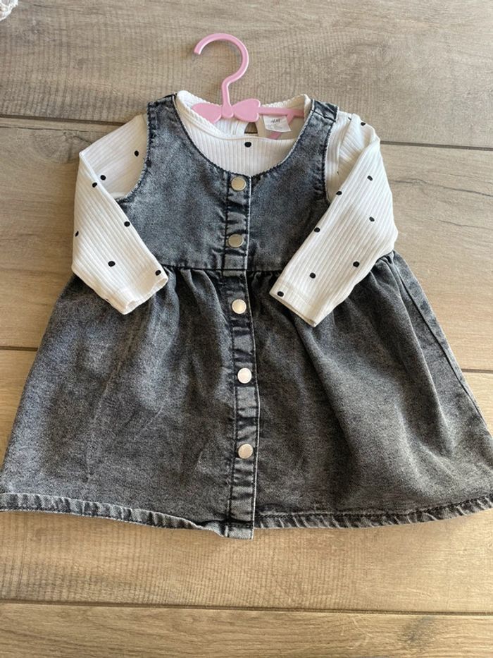 Ensemble robe en jean + tee shirt 6-9 mois