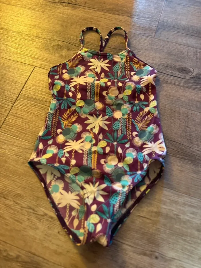 Maillot de bain décathlon 7ans