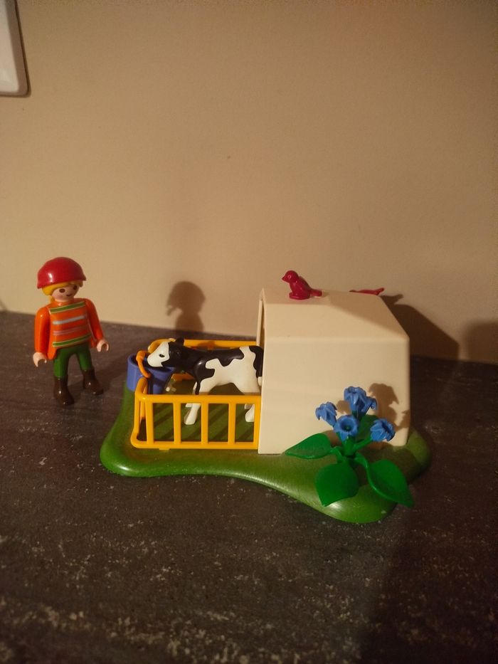 Éleveuse de veau Playmobil